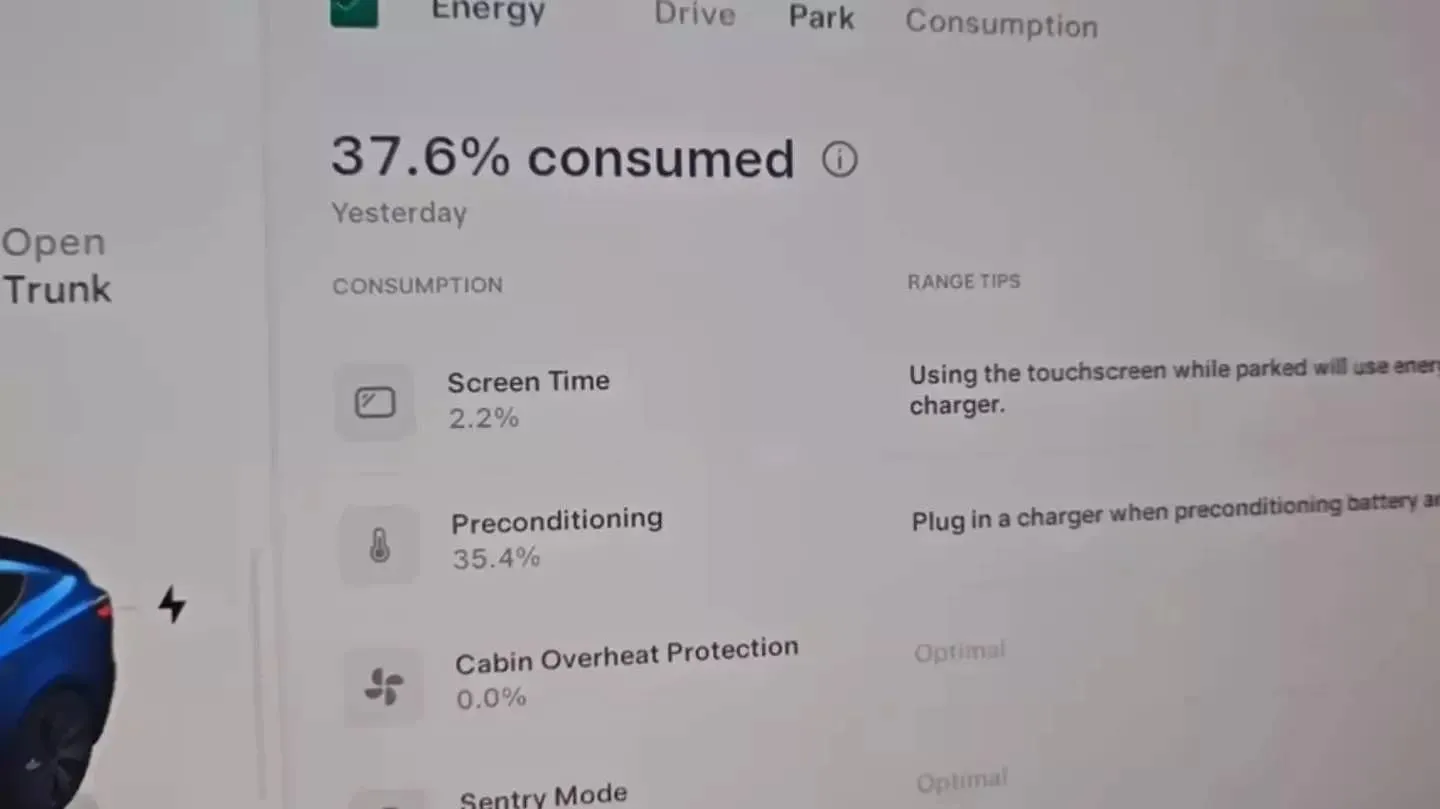 Tesla-eigenaar laat zijn auto 12 uur draaien in -28 graden om te testen hoe duurzaam hij écht is