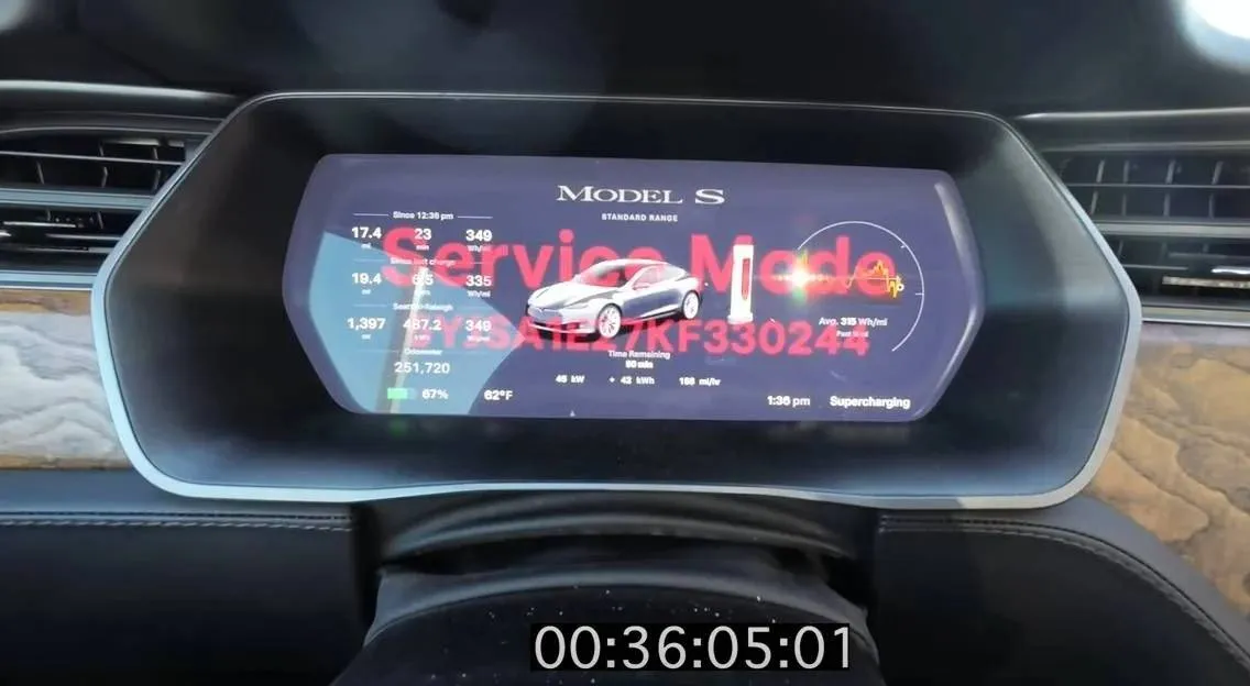 Tesla-eigenaar ontdekt verrassende laadtijd bij wagen met 400.000 kilometer op de teller