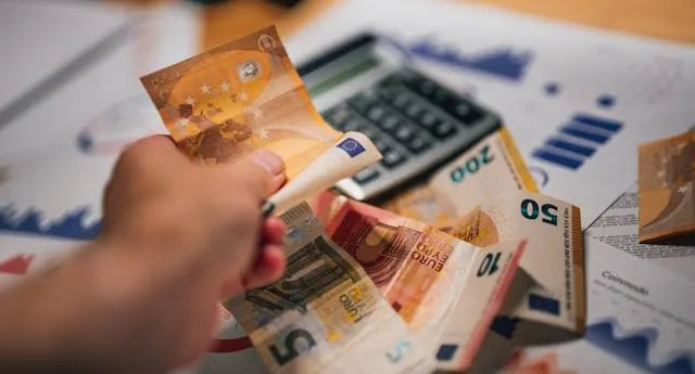 Binnenkort extra loon voor veel Belgische werknemers: "De wetgeving is in beweging"