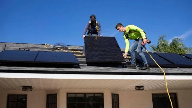 Spotgoedkoop en 70% beter: kan deze nieuwe technologie zonnepanelen vervangen?