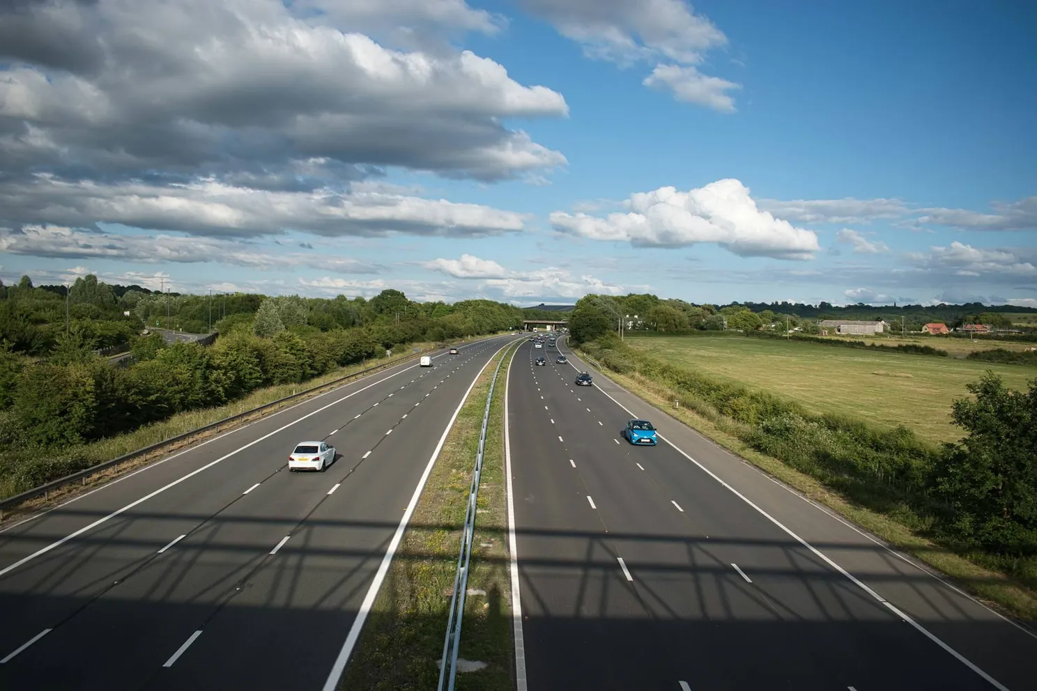 De 'vakantietruc' waarmee je flink kan besparen op brandstof als je met de auto reist: "Het is een kleine moeite"