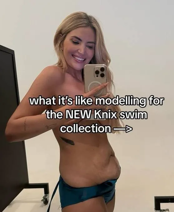 Sarah is de kritiek op haar bikinifoto's kotsbeu en... poseert dan maar zonder kleren (foto's)
