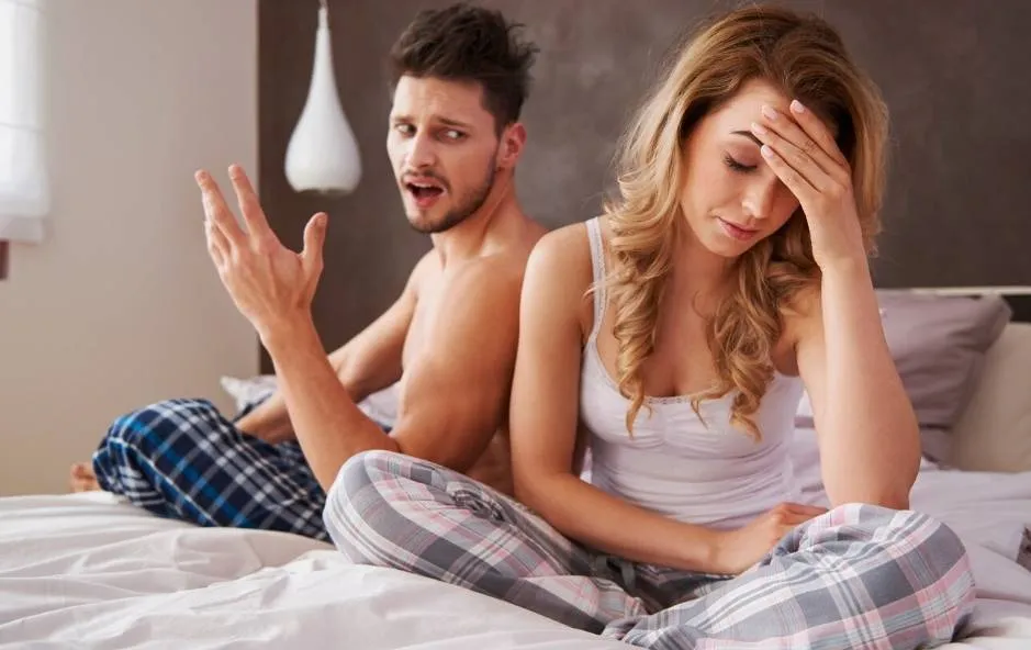 Expert legt belangrijke waarschuwingssignalen uit dat je vrouw mogelijk allergisch is voor seks