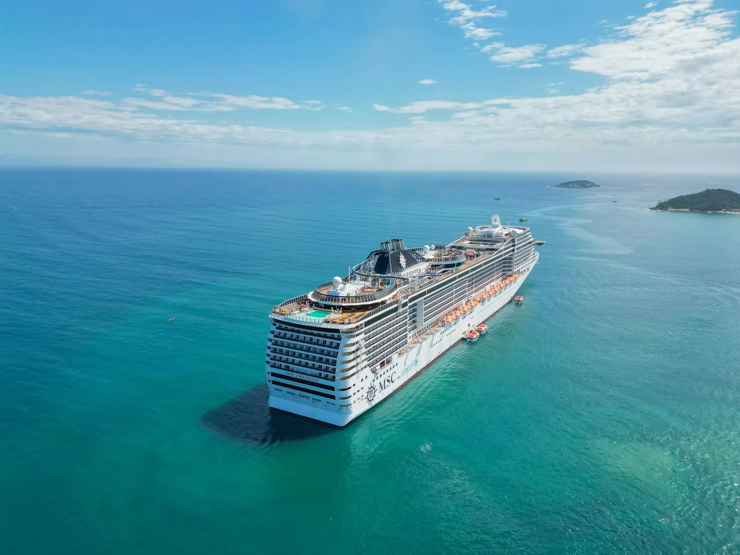 Enige 'gouden regel' onthuld op een populaire cruise voor nudisten: "Ze zouden waarschijnlijk een heup breken..."