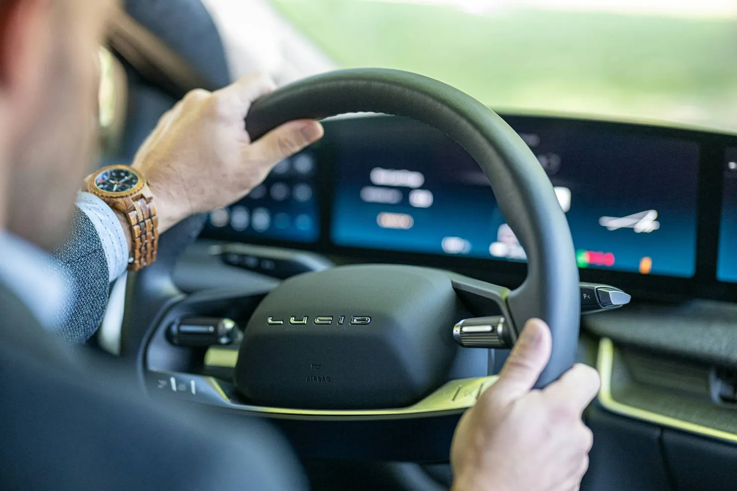 Rijden tegen 90 km/u of 120 km/u: dit is het effect op de actieradius van je elektrische auto
