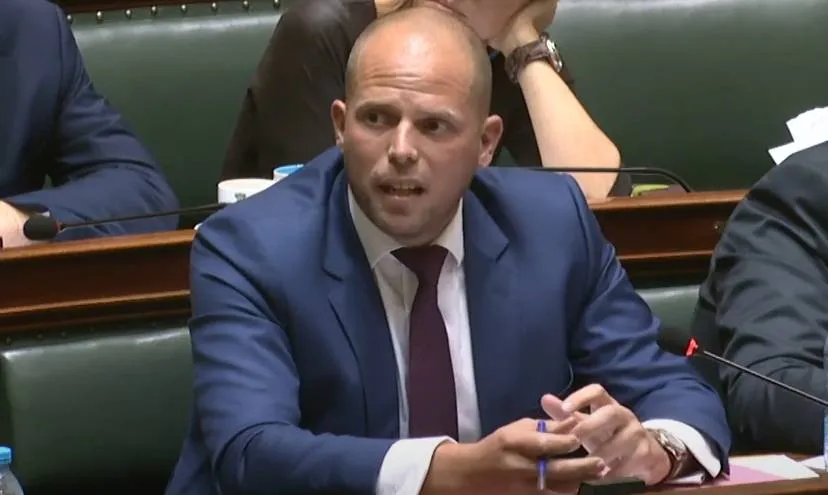 Vlaams burgemeester (en federaal minister) klaar en duidelijk: "Nooit trajectcontroles in mijn gemeente!"