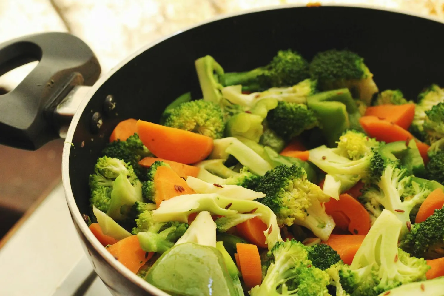 De Vlaamse overheid wil dat we dringend minder vlees eten, en gaat ingrijpen: "Alle troeven in handen!"