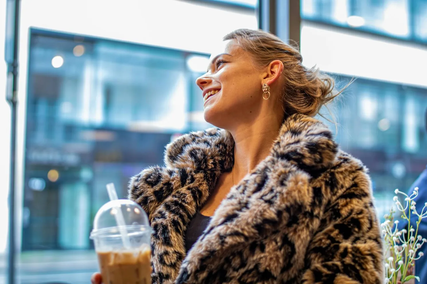 Waarom meer vrouwen zouden moeten vreemdgaan volgens Nikki (38): "Ik bedrieg mijn man al 12 jaar!"