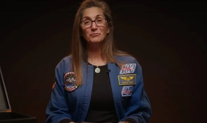 Astronaute beantwoordt de eeuwige vraag: kan je 'wippen' in de ruimte (en heeft ze het zelf al gedaan)?