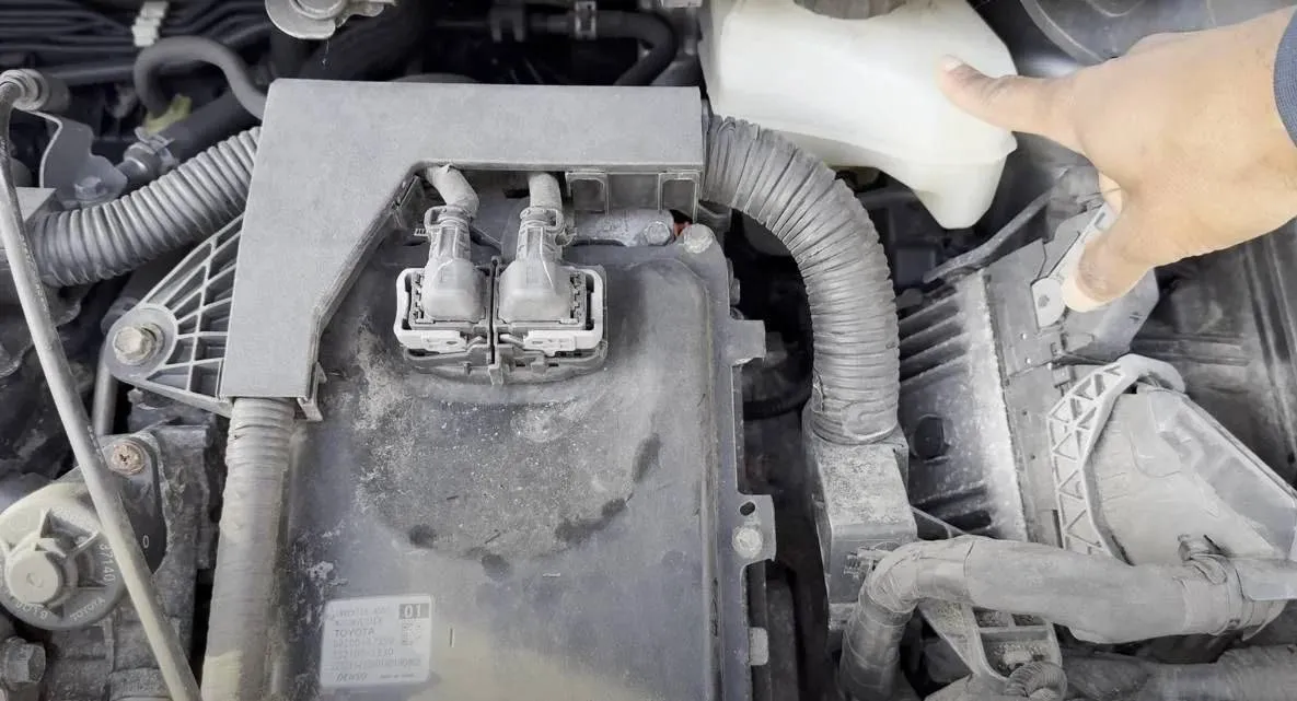 Man speelt open kaart over zijn hybride auto met meer dan 700.000 km: wat met batterijcapaciteit en brandstofverbruik?