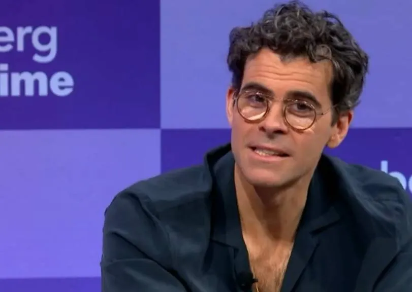 Mensen diep verontrust nadat Instagram-baas angstaanjagende AI-waarschuwing deelt: "Dit gaat ons allemaal raken"