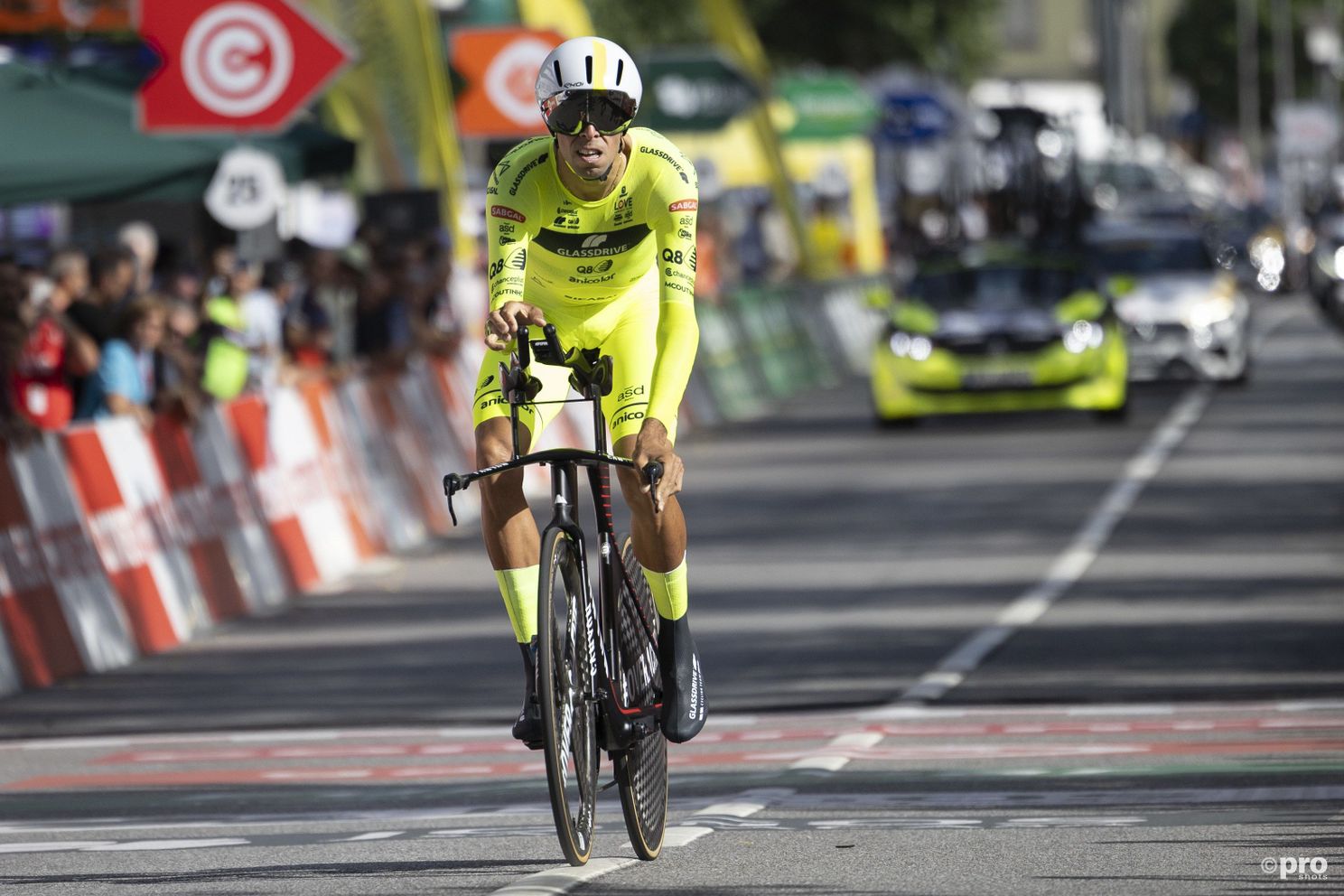 Orluis Aular conquista a 2ª etapa do GP Internacional Torres Vedras - Troféu Joaquim Agostinho e veste a camisola amarela antes da jornada do Montejunto