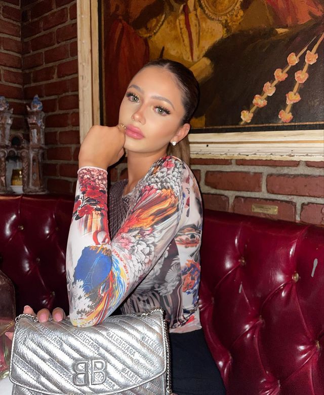 Angel Perea is één van de nieuwste sexy babes van Dan Bilzerian!