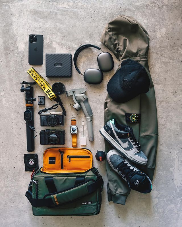 Bruce Hatoo is met zijn kleurrijke kiekjes de sneakerking van social media!