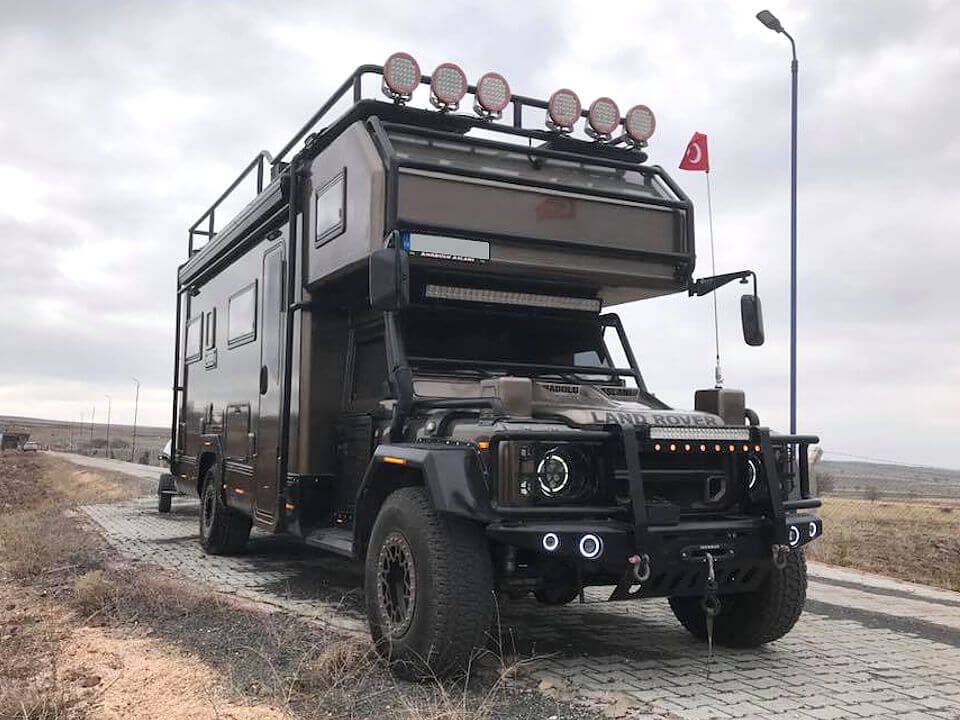 Met deze stoere campers, trucks en omgebouwde bussen zou je graag de wereld rond willen trekken