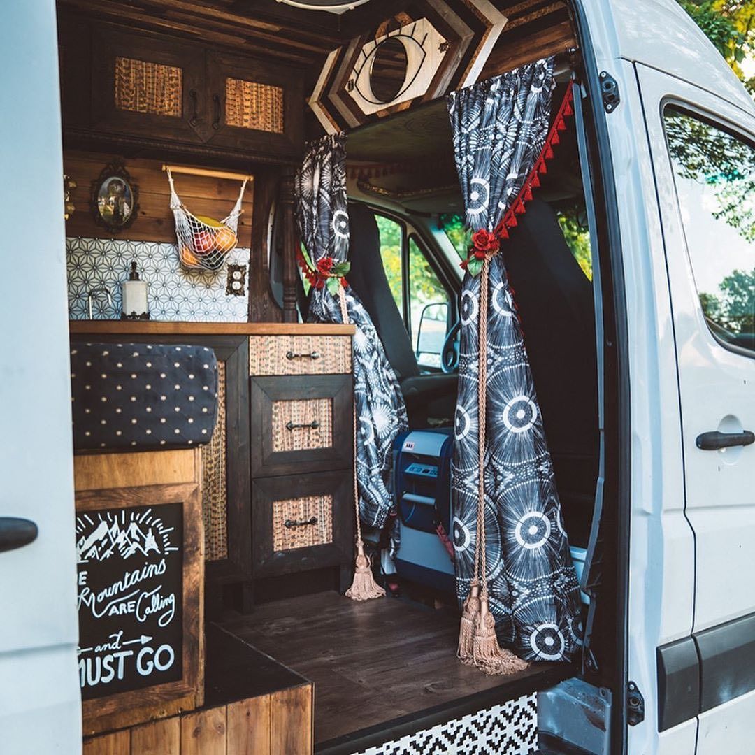 Met deze stoere campers, trucks en omgebouwde bussen zou je graag de wereld rond willen trekken