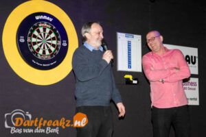 Van der Veen en Kraaijkamp winnen Texel Darts Trophy blind mix koppels
