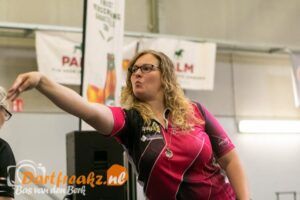Triomf voor Andy Baetens en Aileen de Graaf is runner-up tijdens Australian Darts Open