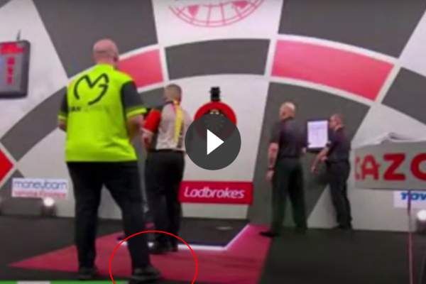 Van Gerwen: "Jankjong Dimitri is bij mij aan het verkeerde adres"