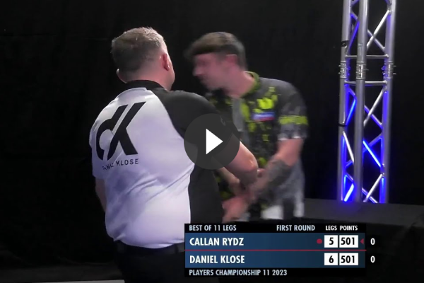 VIDEO: Callan Rydz ontvangt veel kritiek voor dit moment na duel met Daniel Klose