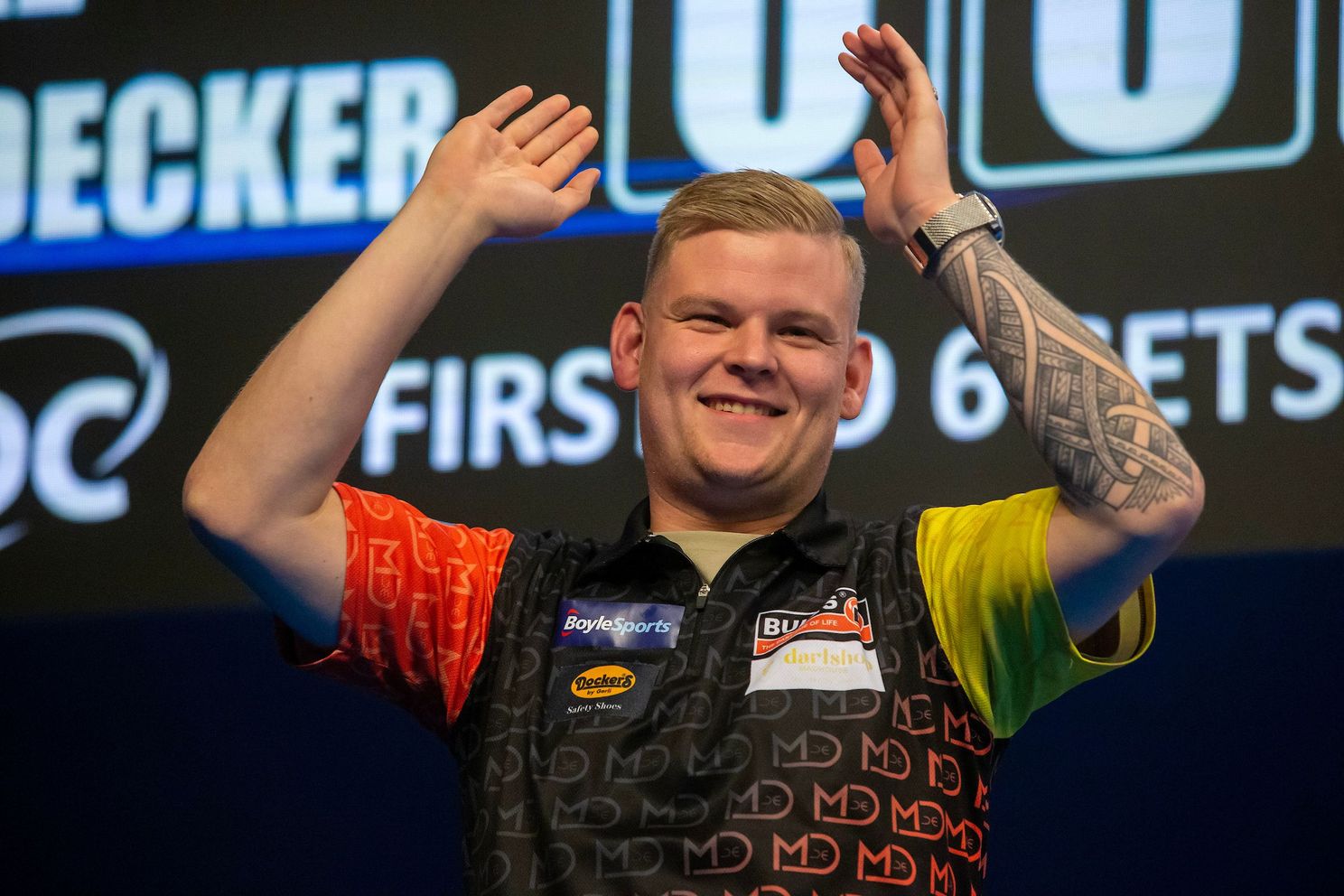 Speelschema vrijdagavond op Czech Darts Open 2024 met Van Barneveld, Doets, De Decker en Van den Bergh