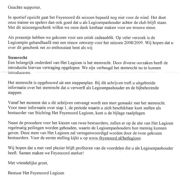 Legioenpas houders krijgen presentje (foto's)