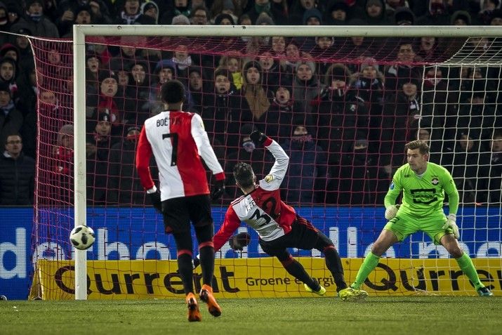 Feyenoord verslaat Willem II en bereikt bekerfinale