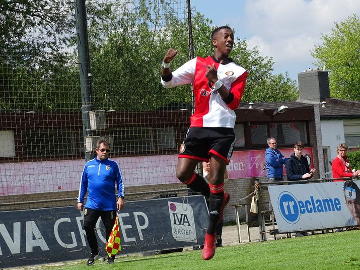 Feyenoord O16 kampioen na overwinning op Vitesse