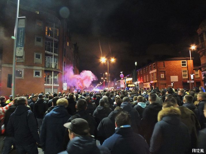 Complimenten politie Manchester: ''Fantastische sfeer''