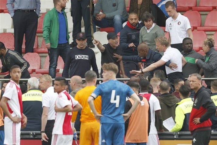 Kampioenswedstrijd Feyenoord Onder 19 definitief gestaakt