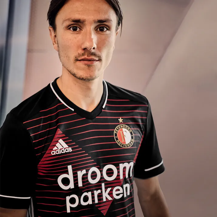 Feyenoord presenteert nieuwe uittenue