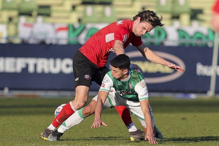 Huurlingen: Bannis belangrijk met fraaie assist
