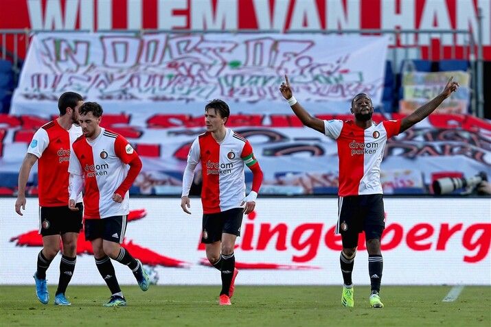 Feyenoord beleeft makkelijke middag tegen VVV-Venlo