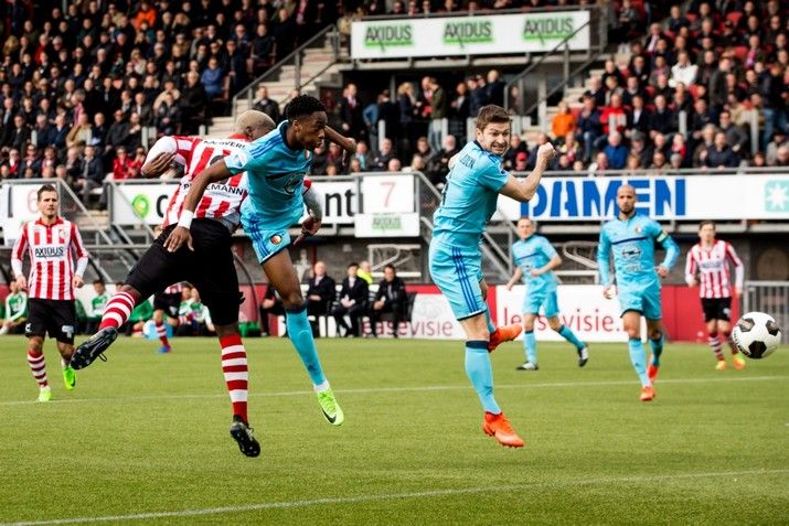 Dure nederlaag Feyenoord op Kasteel
