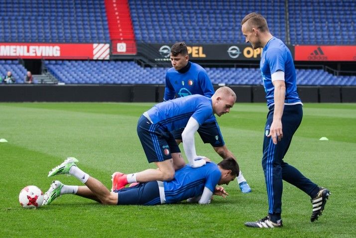 Feyenoord werkt laatste training voor De Klassieker af
