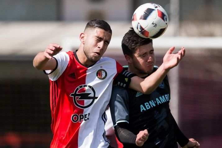 Feyenoord O17 onderuit in mini-Klassieker