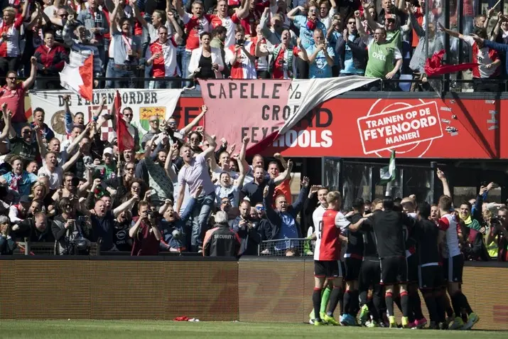 FEYENOORD LANDSKAMPIOEN 2016/2017