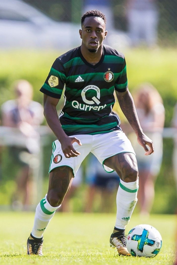 Feyenoord onderuit in oefenduel tegen SC Freiburg