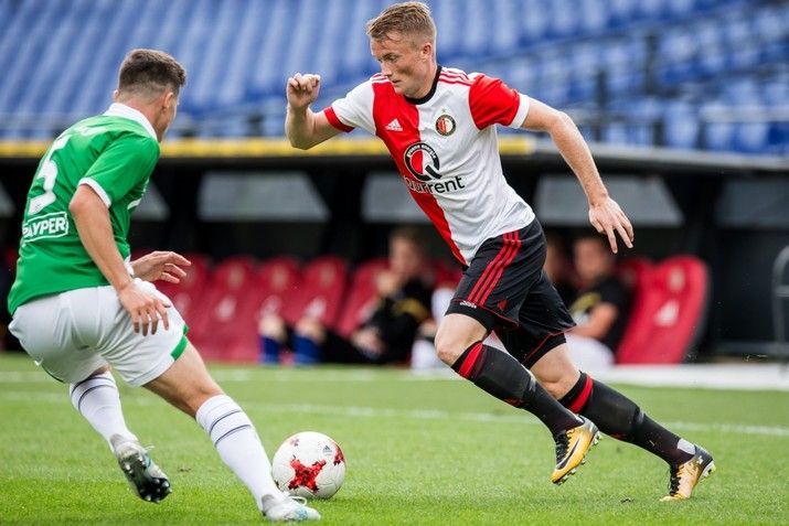Feyenoord 2 met Larsson onderuit tegen NAC Breda