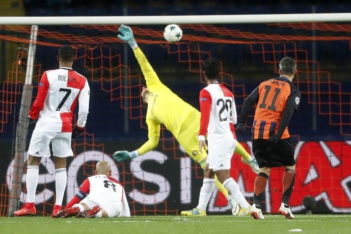 Feyenoord onderuit tegen Sjachtar Donetsk