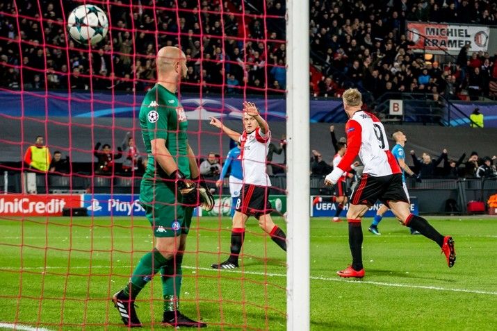 Feyenoord wint in de Champions League van Napoli