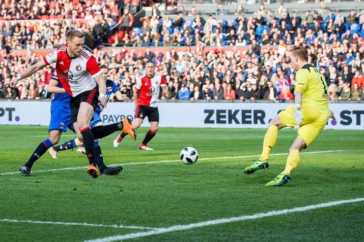 Getergd Feyenoord in eigen huis langs AZ