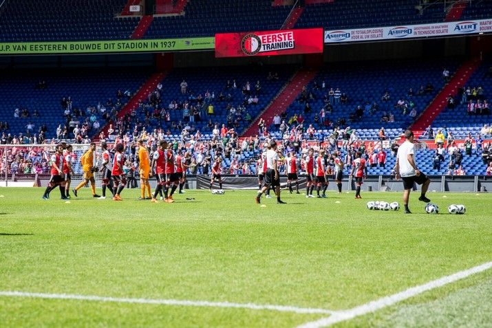 Eerste openbare training van Feyenoord slecht bezocht
