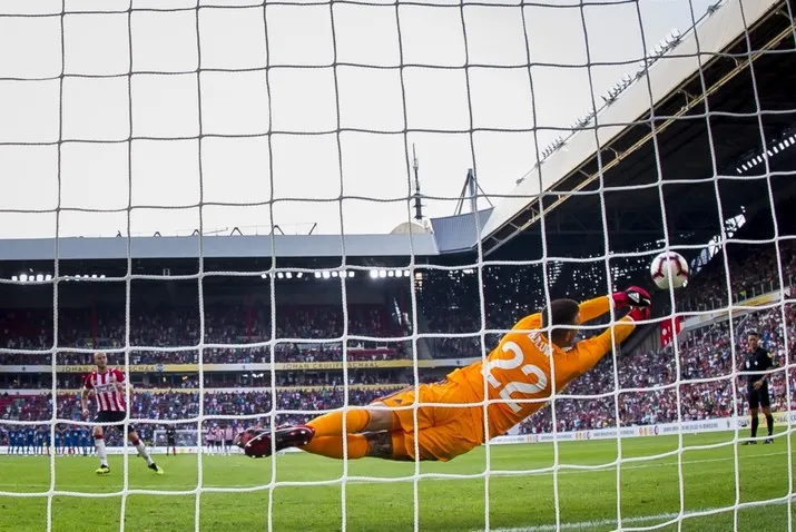 Van Persie: ''Justin is gewoon een fantastische keeper''