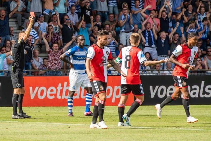 Feyenoord begint seizoen met dramatische nederlaag