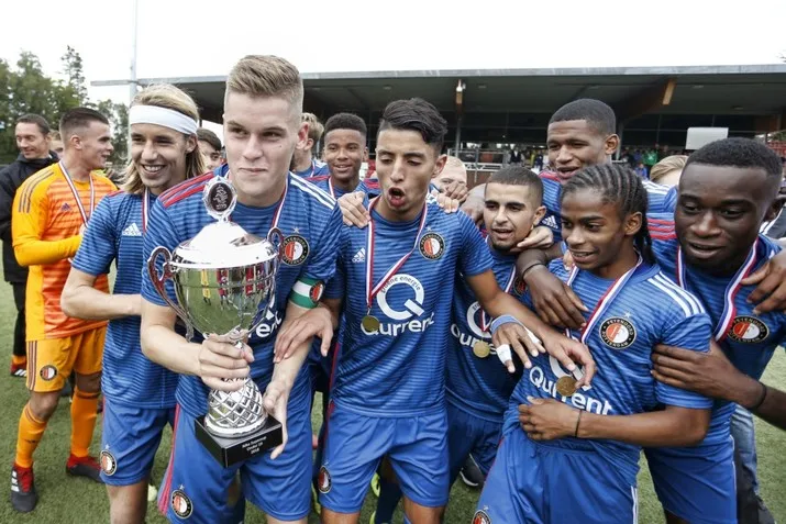 Feyenoord O19 wint Supercup na winst op PSV