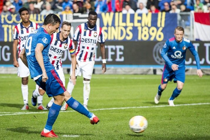 Matig Feyenoord speelt gelijk tegen Willem II