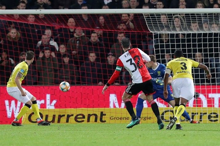 Sterk Feyenoord wint ruim van VVV-Venlo