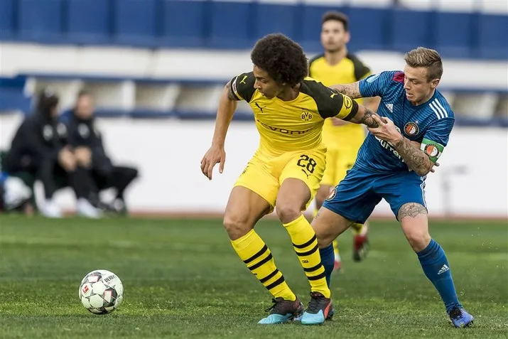 Borussia Dortmund in Marbella te sterk voor Feyenoord