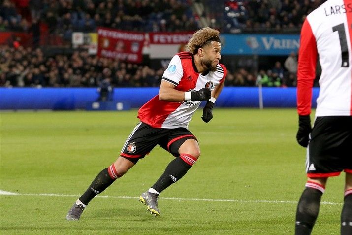 Feyenoord in tweede helft ruim langs De Graafschap